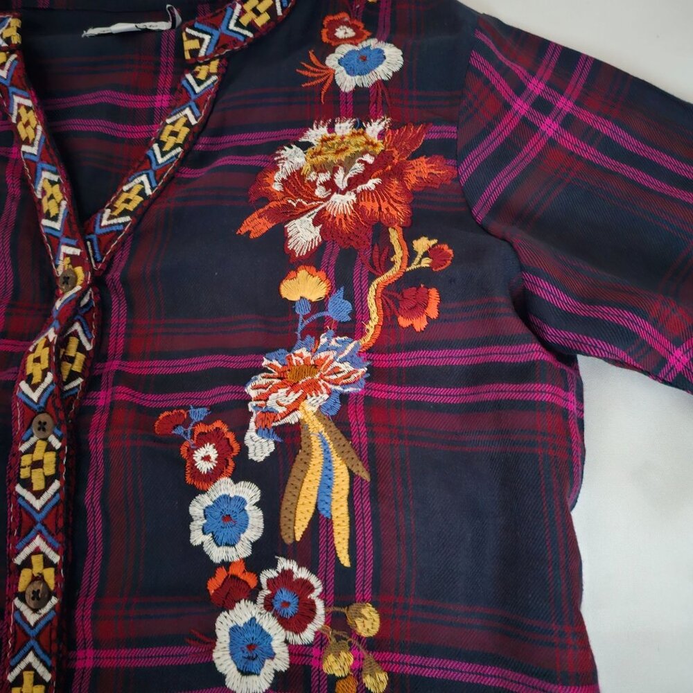 Time For Me Plaid Embroidered Floral Balloon Sleeve V-Neck Blouse Women's Small - Picture 6 of 15